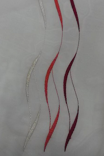 Voile-Vorhang mit roter Stickerei Gerster 195/0043