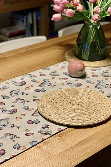 Gobelin Tischdecke und Schal Ostergans weiß