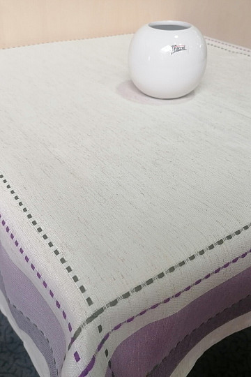 Tischdecken und Schals lila-grau mit grünen Nähten