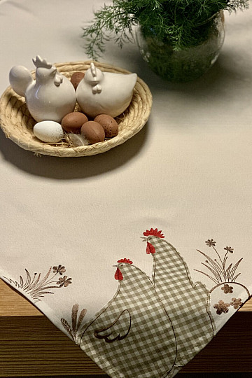Bestickte Tischdecke und Schal SLEPIČKA kariert