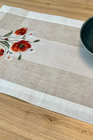 Bestickte Tischdecke und Schal Mohnblumen