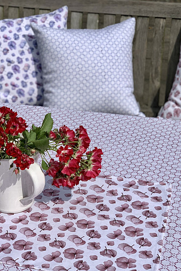 Tischdecke und Schal MONTANA ALTE ROSENBLUME