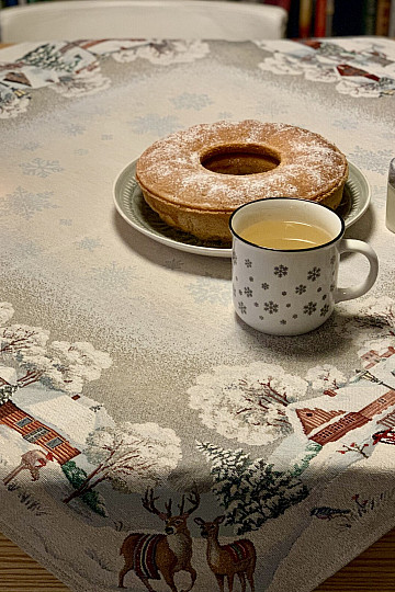 Gobelin-Tischdecke, Schal und Gedeck WINTER IDYLKA