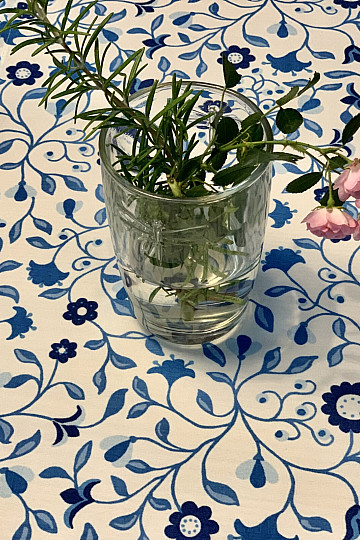 Tischdecke und Schal SATINET BLAUE BLUME