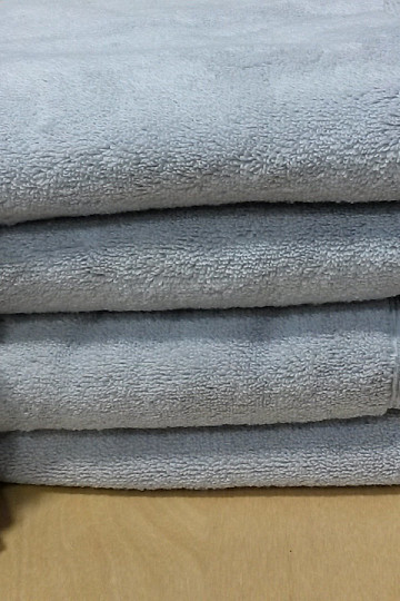Luxus Handtuch und Badetuch EGERIA hell grau