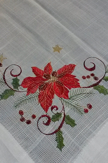 Gestickte Weihnachtstischdecken und Läufer ROSE