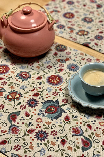 Gobelin Tischdecke Blumen und Vogel Jurkovič