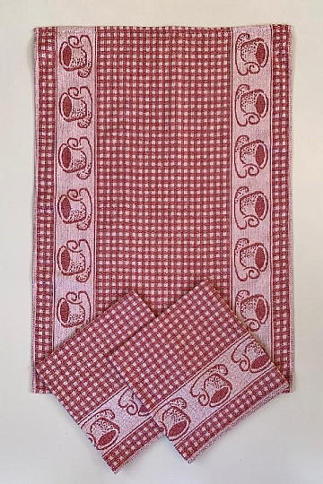 Handtücher, Tassen, roter Würfel
