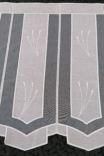 Luxuriöser Buntglasvorhang mit Stickerei 317