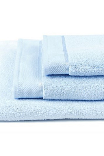 Handtuch und Badetuch MIKRO hellblau