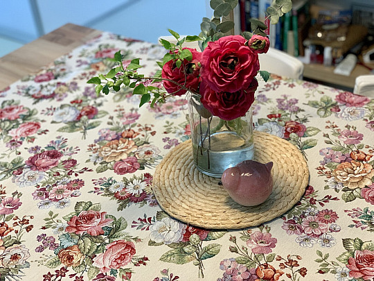 Gobelin-Tischdecke, Schal Blumenstrauß