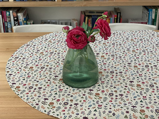 Wandteppich rund GARTEN