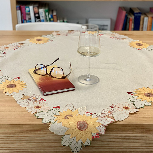 Bestickte Tischdecke SONNENBLUME