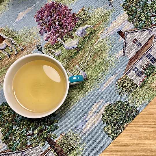 Wandteppich-Tischdecke und Schal VENKOV