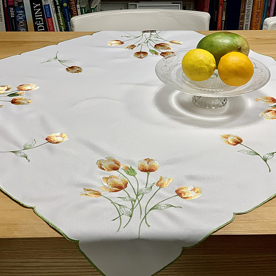 Bestickte Tischdecke und Schal mit Tulpenmotiv in Orange