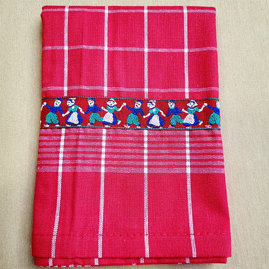 Handtücher von GRANDMA RED WITH PEOPLE