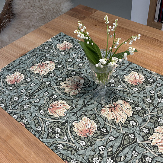 Tischdecke und Schal GOLDENE BLUMEN