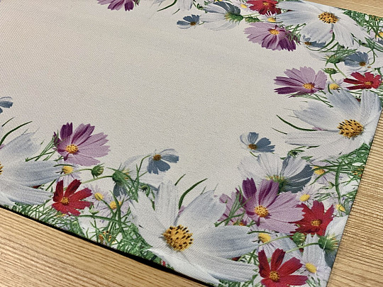 SPRING MEADOW Tischdecken und Schals