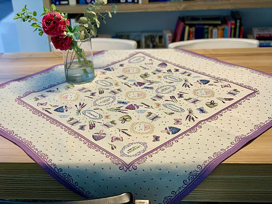 Gobelin-Tischdecke 100 x 100 Lavendel Traum