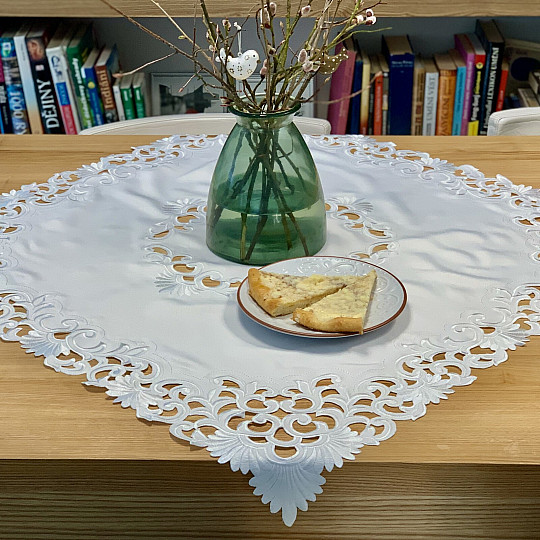 Bestickte Tischdecke Spitze