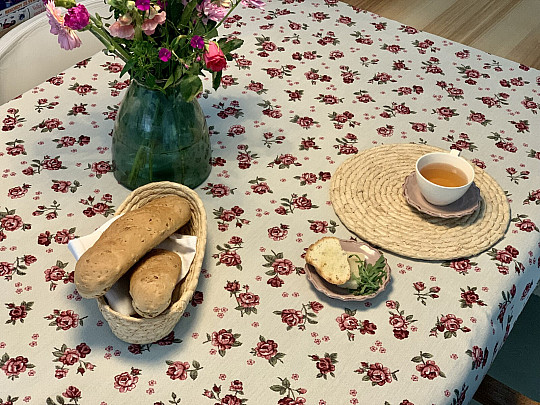 Gobelin-Tischdecke und Schal EDEN ROSES