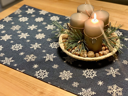 Gobelin-Tischdecke und Schal BLAUE FLAGGE
