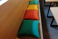 Bunte Kissen im neu eröffneten Magic Park Spielzimmer