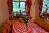 Vorhänge und Tischdecken im Gästehaus Pod Šerákem