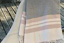 Hüllen Sie sich in Weichheit und Wärme