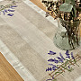 Bestickte Tischdecke und Schal LAVENDER HINTER DEM ZAUN