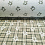 Luxuriöser Dekostoff FLOWERS AND DIAMONDS grün