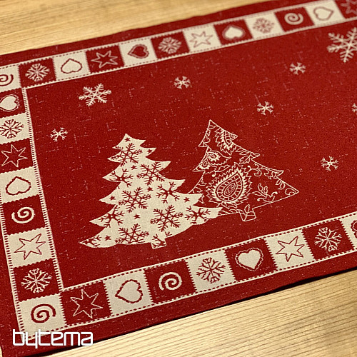 Gedeckter Weihnachtsbaum rot