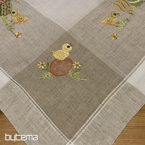 Bestickte Tischdecke Hühner mit Eiern