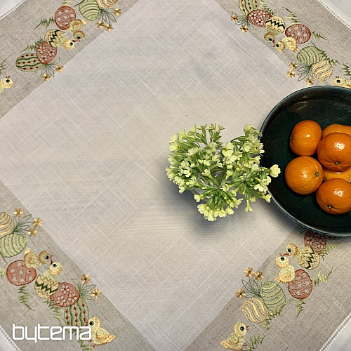 Bestickte Tischdecke Hühner mit Eiern