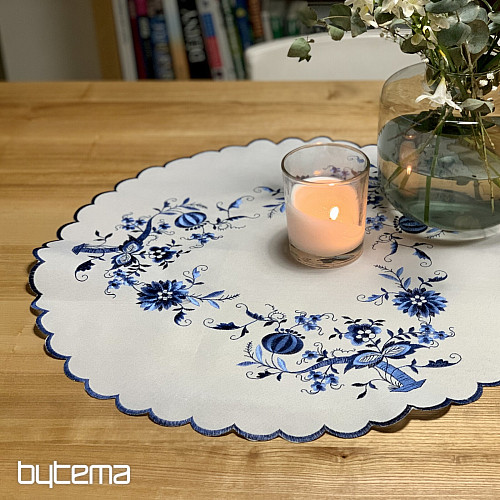 Bestickte Tischdecken ZWIEBELBLAU-WEISS