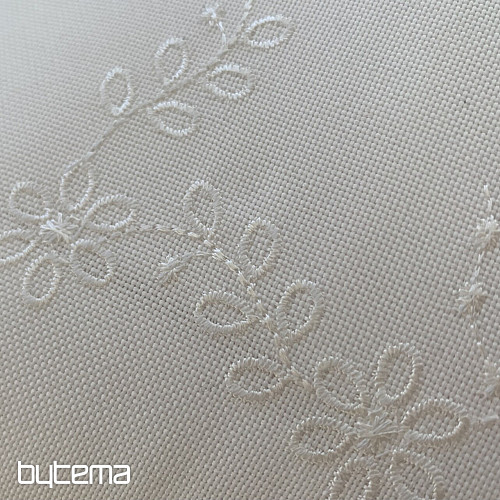Gestickte Abdeckung BLUMEN weiß 40x40