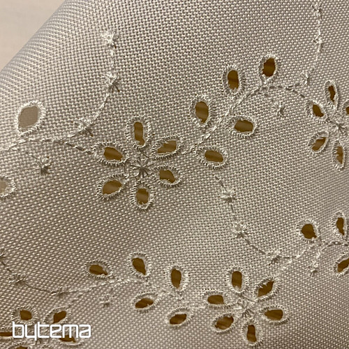 Bestickte Tischdecke und ovale BESTICKTE BLUMEN weiß