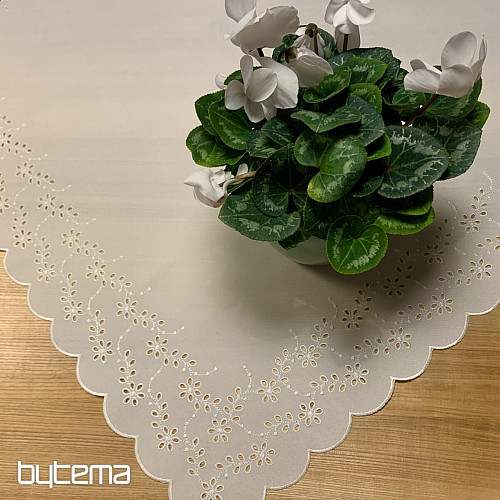 Bestickte Tischdecke und ovale BESTICKTE BLUMEN weiß