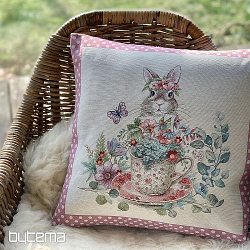 Gobelin-Kissenbezug BARE IN A MUG rosa