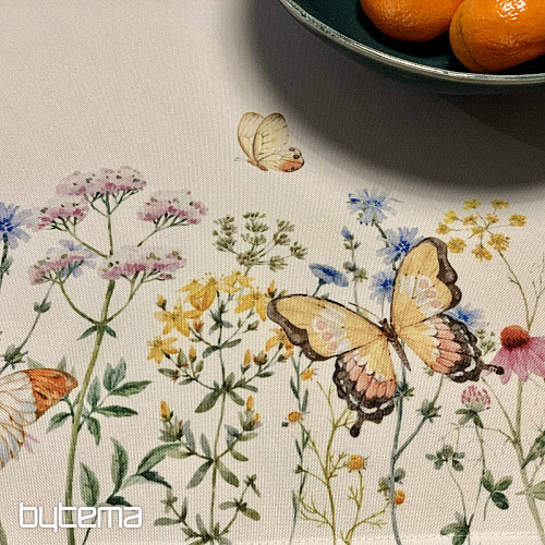 Tischdecke und Schal „WIESENSCHMETTERLINGE“.