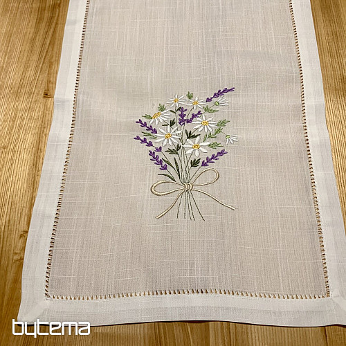 Bestickte Tischdecke und Schal STRAUS GANSEBLUMCHEN