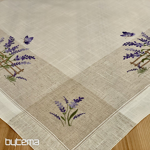 Bestickte Tischdecke und Schal LAVENDER HINTER DEM ZAUN