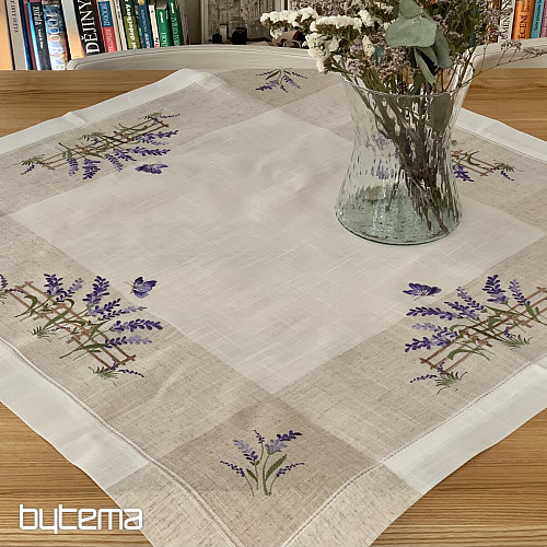 Bestickte Tischdecke und Schal LAVENDER HINTER DEM ZAUN