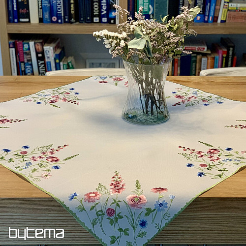 Bestickte Tischdecke und Schal WIESENBLUMEN