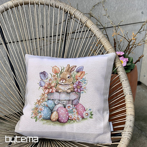 Gobelin-Kissenbezug HASE IN EINEM BLUMENTOPF mit beigem Rahmen