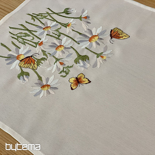 Bestickte Tischdecke und Schal GÄNSEBLÜMCHEN UND SCHMETTERLINGE