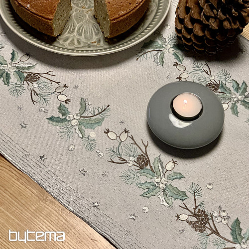 Bestickte Weihnachtstischdecke und Schal NADELN UND KEGEL