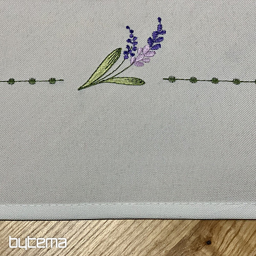 Bestickte Tischdecke OSTERHASE mit Lavendel