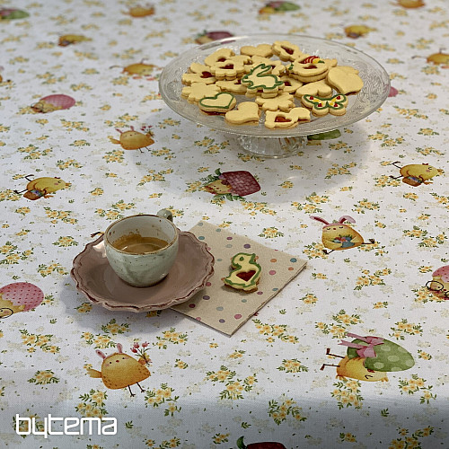Ostertischdecke HÜHNER UND EIER