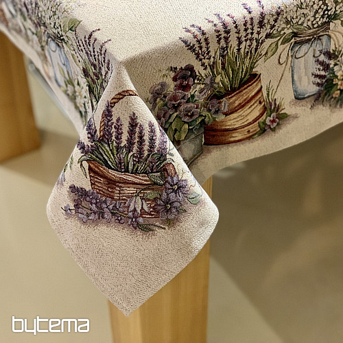 Gobelin-Tischdecke und Schal Schönheit in einem Korb